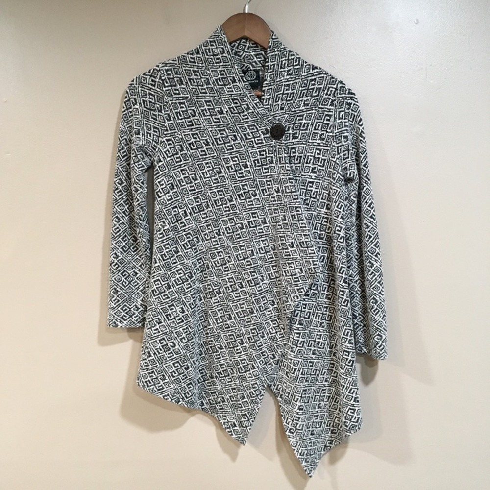 Bobeau Asymmetric Button Cardigan Women XS Black White Yoga Minimalist Cozy Boho